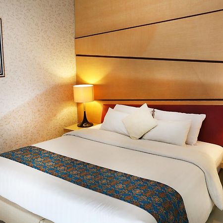 Tanjung Kodok Beach Resort Paciran Екстер'єр фото
